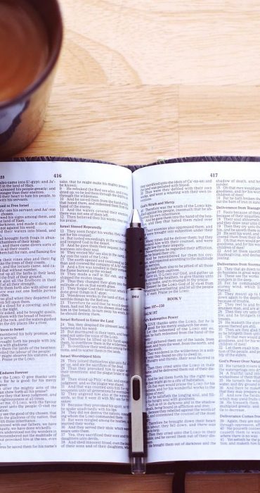 book, bible, religion-2617987.jpg